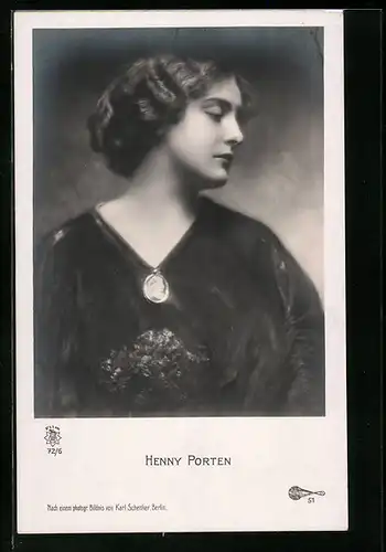 AK Schauspielerin Henny Porten im Profil