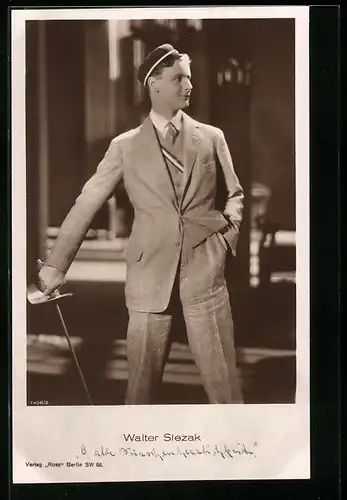 AK Schauspieler Walter Slezak im Anzug