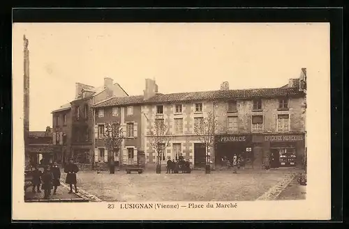 AK Lusignan, Place du Marché