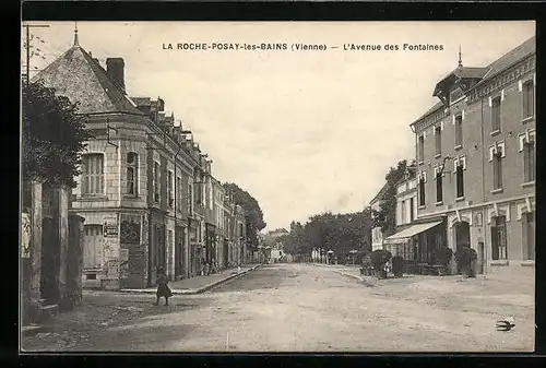 AK La Roche-Posay-les-Bains, L`Avenue des Fontaines