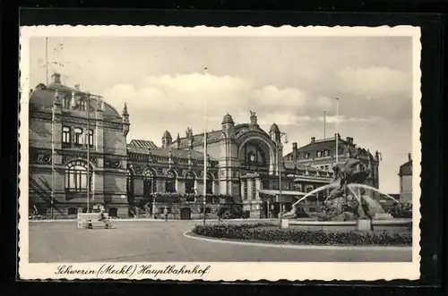 AK Schwerin i. M., Hauptbahnhof mit Brunnen