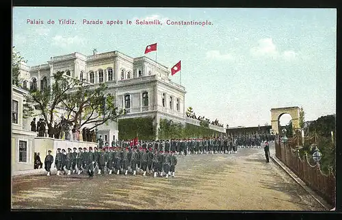 AK Constantinople, Palais de Yildiz, Parade après le Selamlik