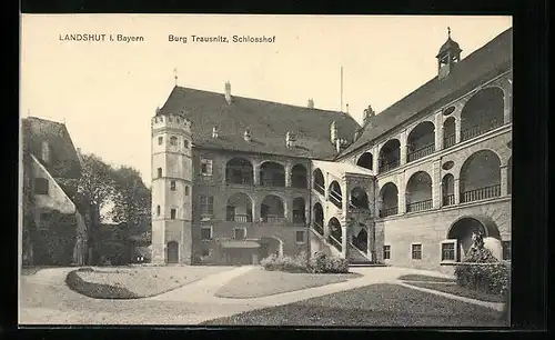 AK Landshut i. Bayern, Schlosshof in der Burg Trausnitz