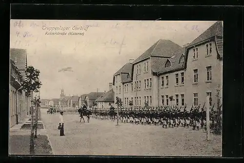 AK Ohrdruf i. Thür., Kaiserstrasse im Truppenlager
