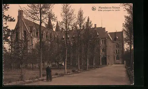 AK Maredsous, Abbaye-Allèe principale du jardin
