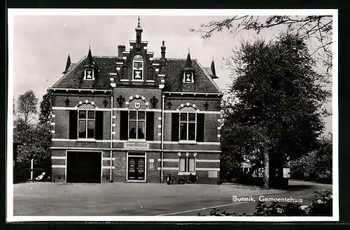 AK Bunnik, Gemeentehuis