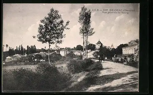 AK Grassac, Vue gènèrale du Bourg
