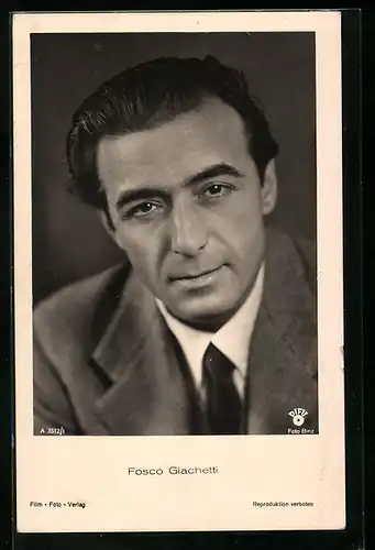 AK Schauspieler Fosco Giachetti im Anzug