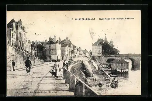 AK Chatellerault, Quai Napoléon et Pont Henri IV