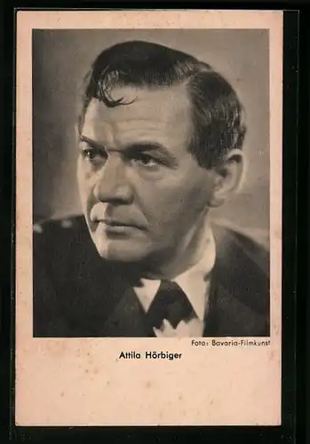 AK Schauspieler Attila Hörbiger mit strengem Blick