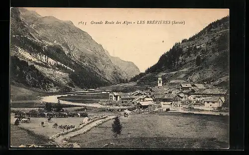 AK Les Brévières, Ortsansicht mit Fluss