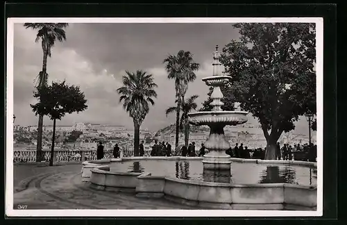 AK Lissabon, Blick vom Brunnen auf die gesamte Stadt hinab