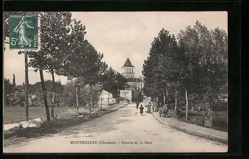 AK Montmoreau, Avenue de la Gare