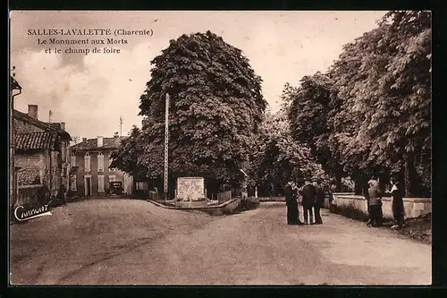 AK Salles-Lavalette, le Monument aux Morts et le Champ de Foire