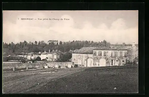 AK Segonzac, Vue prise du Champ de Foire