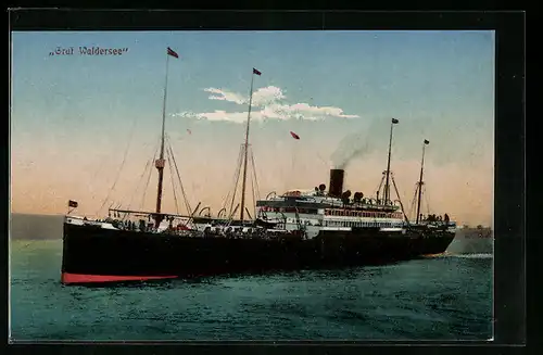 AK Passagierschiff Graf Waldersee in Küstennähe