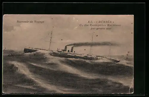 AK Passagierschiff SS Dumbéa bei stürmischer See