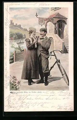 AK Liebespaar mit Fahrrad, Wo der perlende Wein im Becher glüht