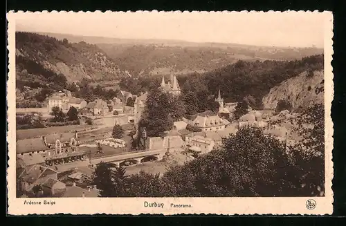 AK Durbuy, Panoramaansicht der Stadt mit Blick auf die Brücke