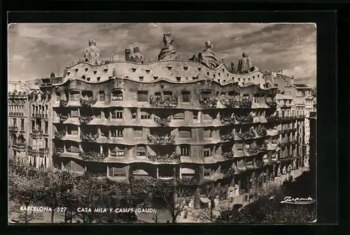 AK Barcelona, Casa Mila y Camps (Gaudi)