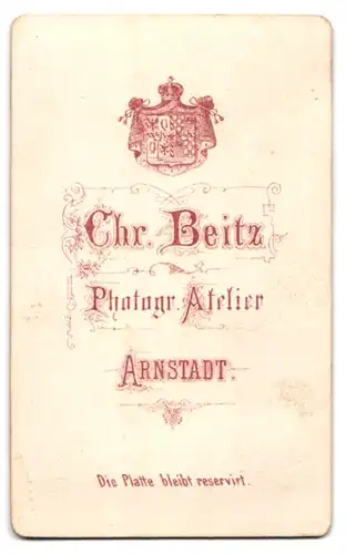 Fotografie Chr. Beitz, Arnstadt, Junge Dame mit Haarband