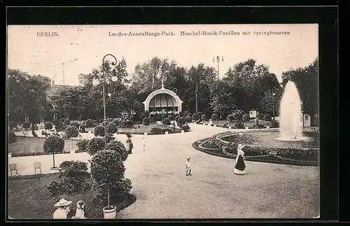 AK Berlin, Landes-Ausstellungs-Park, Muschel-Musik-Pavillon mit Springbrunnen