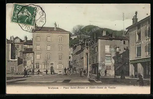 AK Voiron, Place Saint-Bruno et Notre-Dame de Vouise