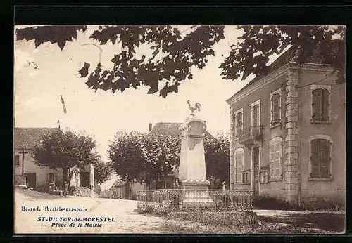 AK St-Victor-de-Morestel, Place de la Mairie