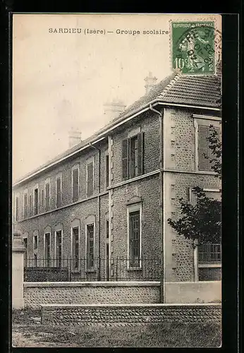 AK Sardieu, Groupe scolaire
