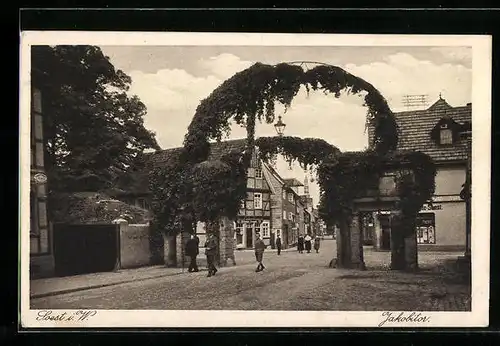 AK Soest i. W., Jakobitor mit Strasse