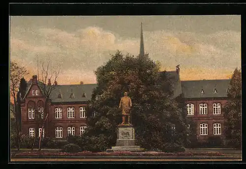 AK Kiel, Gymnasium mit Bismarckdenkmal