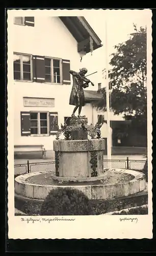 AK St. Gilgen, Ansicht vom Mozartbrunnen