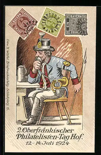AK Hof, 2. Oberfränk. Philatelisten-Tag 1924, Postbote mit Horn zu Tisch, Briefmarken