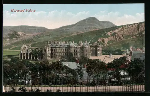 AK Holyrood, Palace