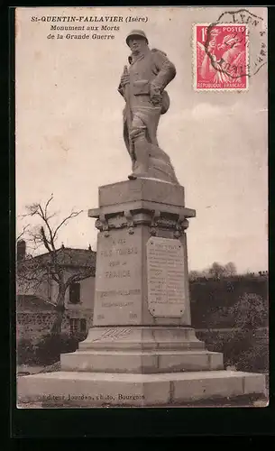 AK St-Quentin-Fallavier, Monument aux Morts de la Grande Guerre