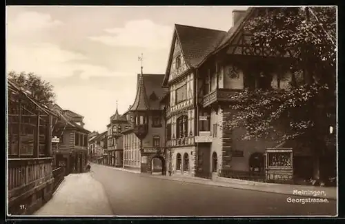 AK Meiningen, Georgstrasse mit Gebäuden