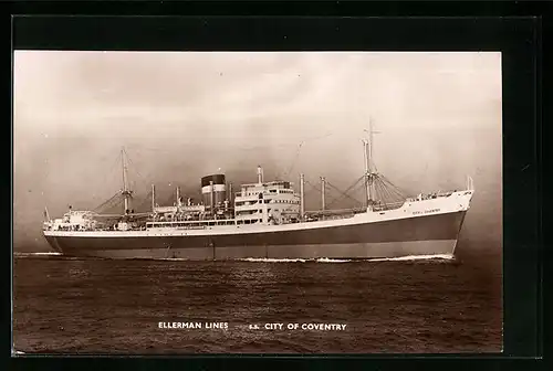 AK Passagierschiff S.S. City of Coventry der Ellerman Lines, Ansicht auf dem Meer