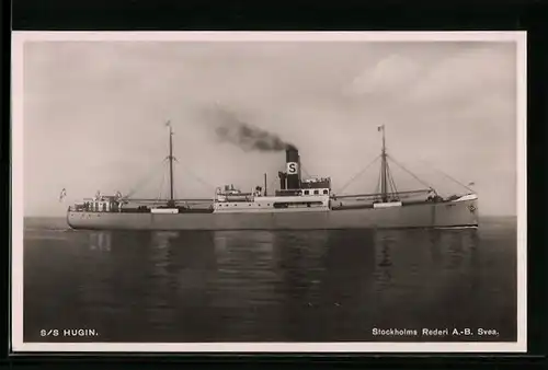 AK Handelsschiff S.S. Hugin in leichter Fahrt