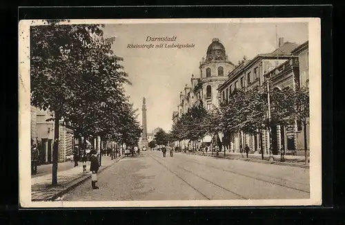 AK Darmstadt, Rheinstasse mit Geschäft und Ludwigssäule