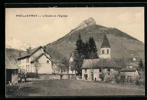 AK Prélanfrey, L`Ecole et l`Eglise