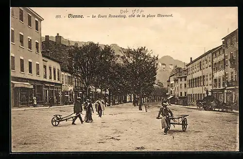 AK Vienne, Le Cours Romestang, cote de la place Miremont