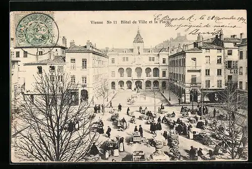 AK Vienne, Hotel de Ville et la Place