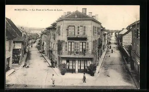 AK Morestel, La Place et la Route de Lyon