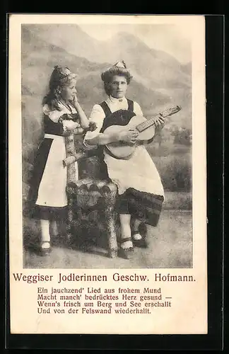 AK Weggiser Jodlerinnen Geschw. Hofmann mit Gitarre