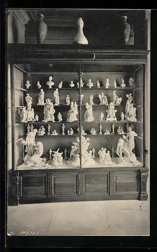 AK Manufacture Nationale de Porcelaine de Sevres