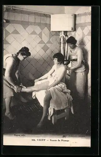 AK Vichy, Seance de Massage, Frau bei der Physiotherapie