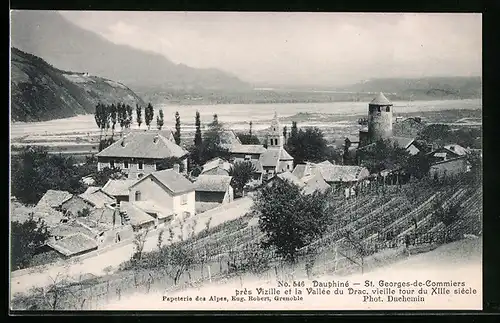 AK St. Georges-de-Commiers, Panorama & vieille tour du XIIIe siècle