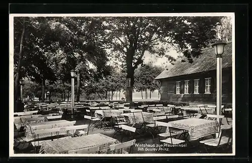 AK Berlin-Wannsee, Wirtshaus zur Pfaueninsel mit Terrasse, Inh. Gustav Prinz