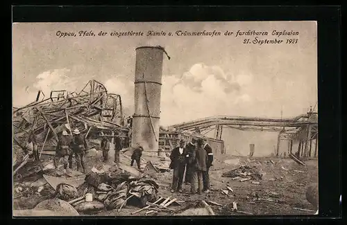 AK Oppau /Pfalz, der eingestürzte Kamin u. Trümmerhaufen der Explosion am 21. Sept. 1921