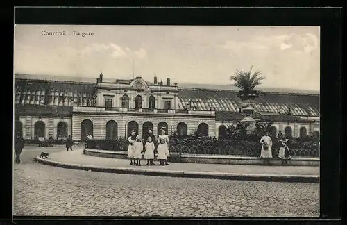 AK Courtrai, La gare, Bahnhof